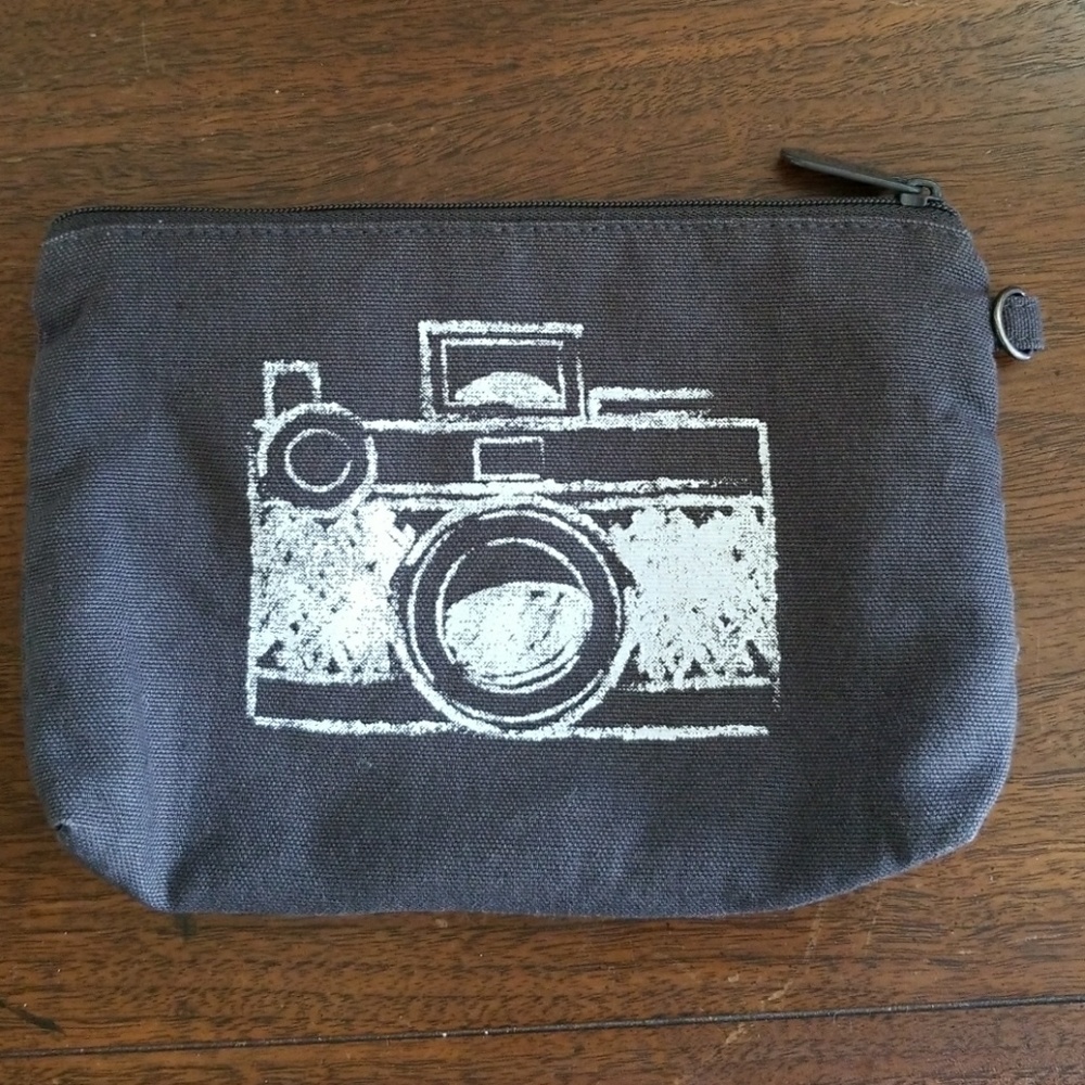 Thirty One Mini Zipper Pouch